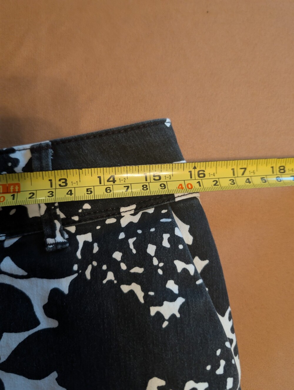 The Limited Basic Tailored Shorts- Black and White Floral - Picture 12 of 12